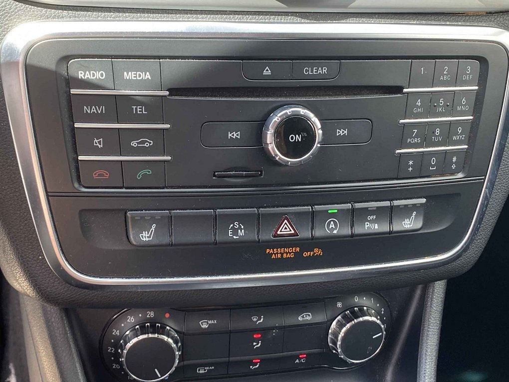 Mercedes-Benz CLA 2.0 i  250