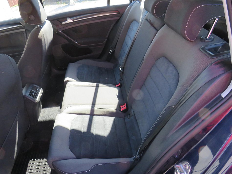 Volkswagen Golf 1.6TDi 