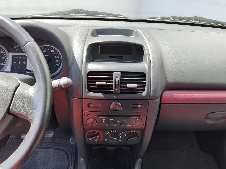 Renault Clio 1.2 16V 