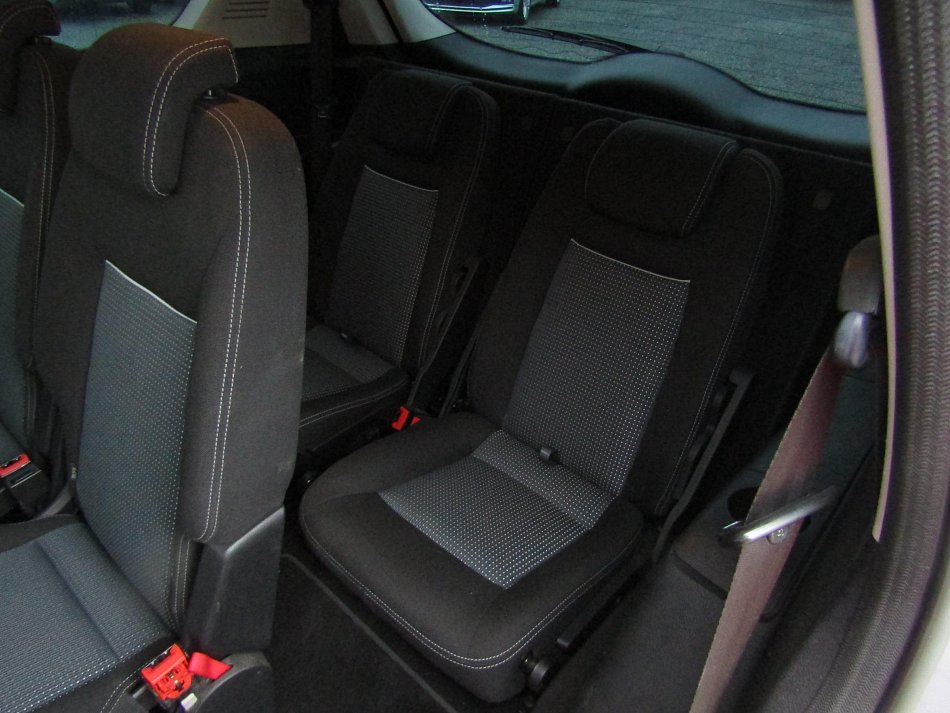 Ford S-MAX 2.0 TDCi  7míst