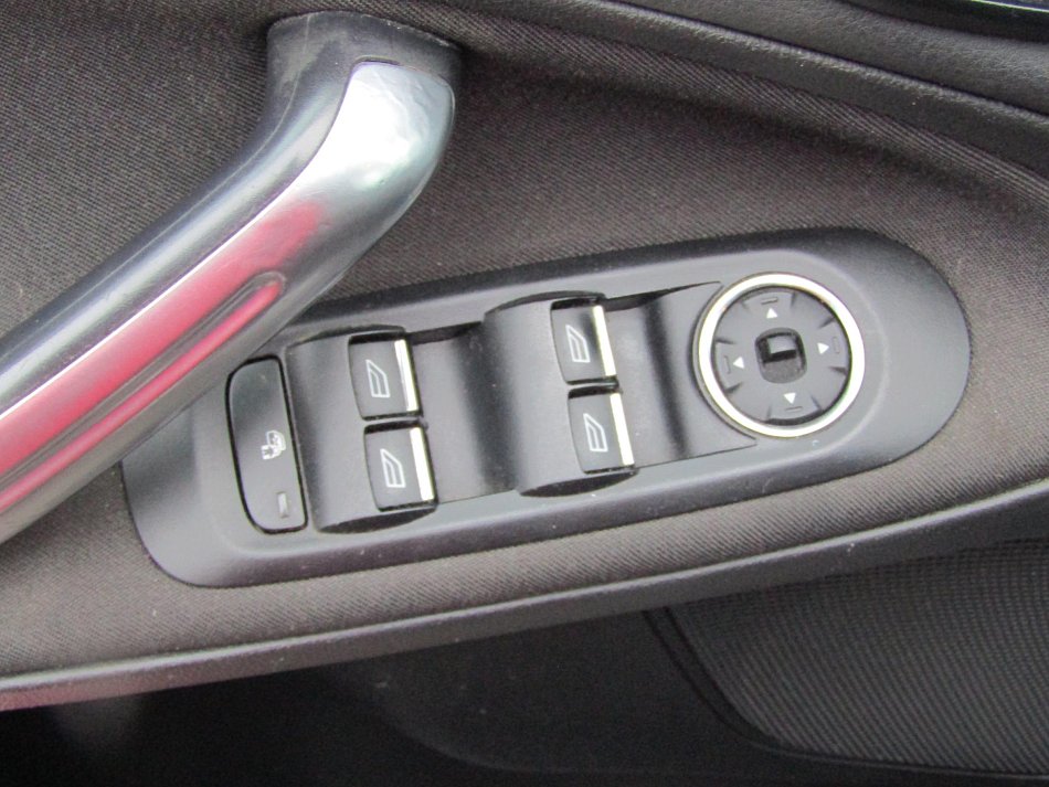 Ford S-MAX 2.0 TDCi  7míst