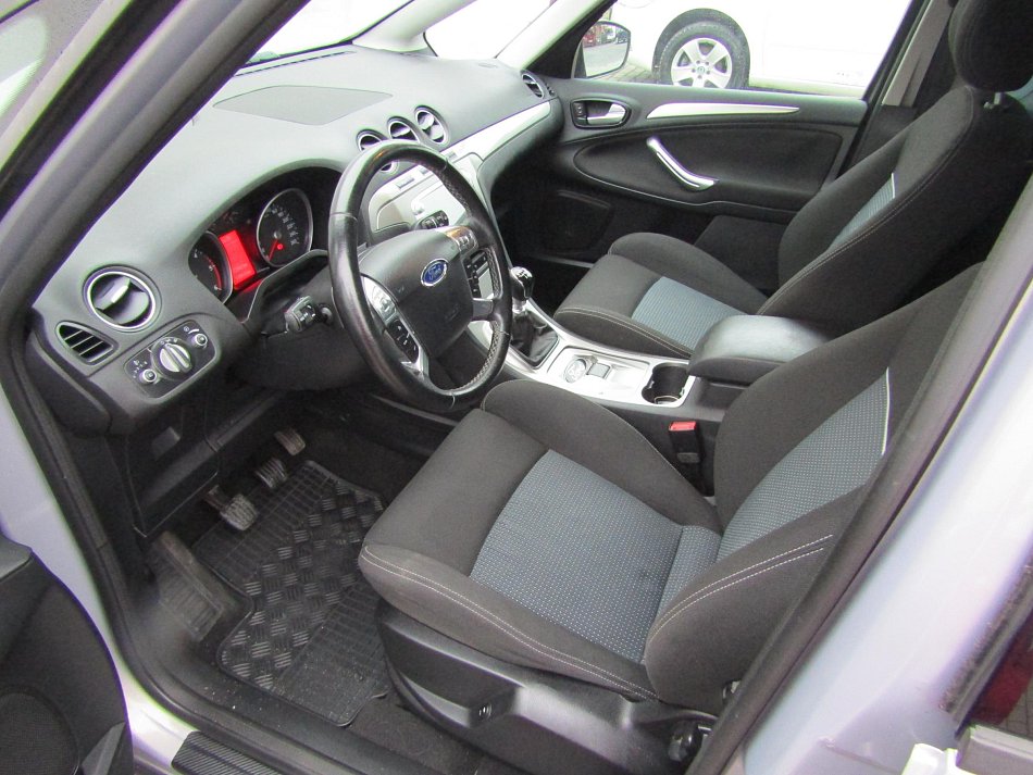 Ford S-MAX 2.0 TDCi  7míst