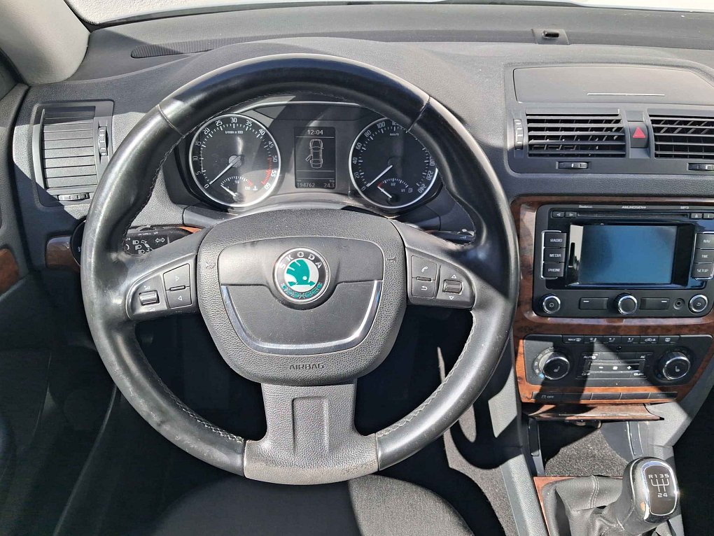 Škoda Octavia II 1.6 TDi Elegance