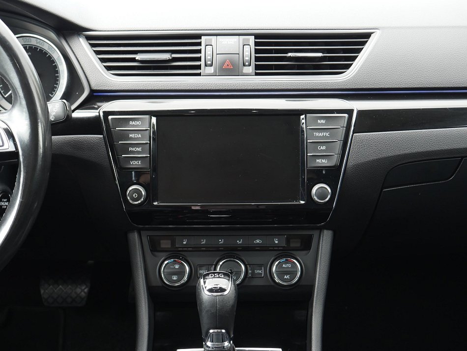 Škoda Superb III 2.0 TDi L&K
