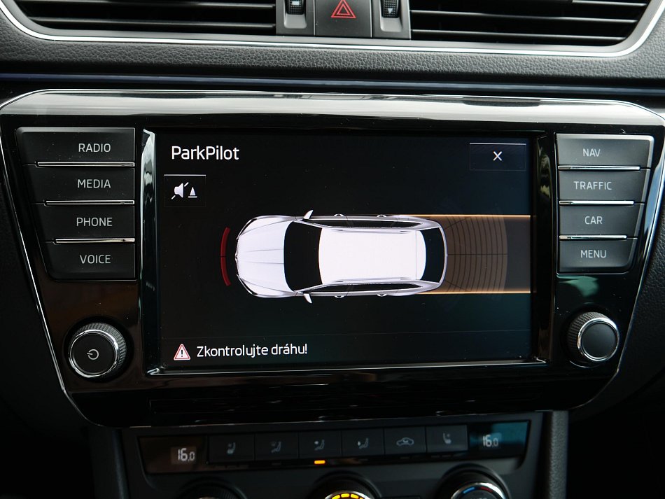 Škoda Superb III 2.0 TDi L&K