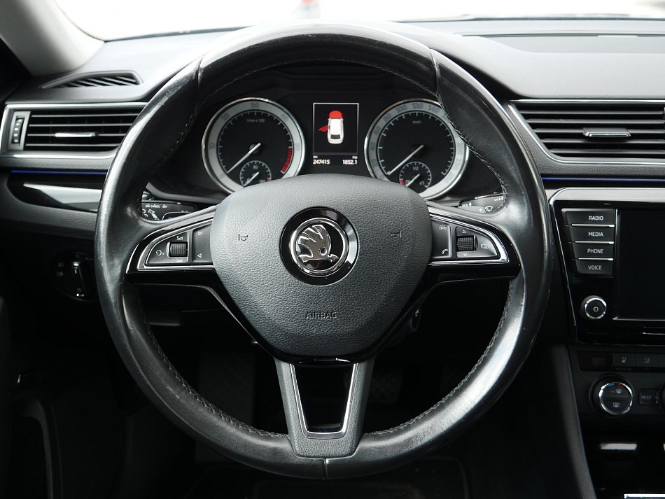 Škoda Superb III 2.0 TDi L&K