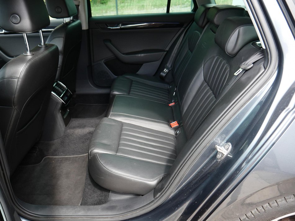 Škoda Superb III 2.0 TDi L&K
