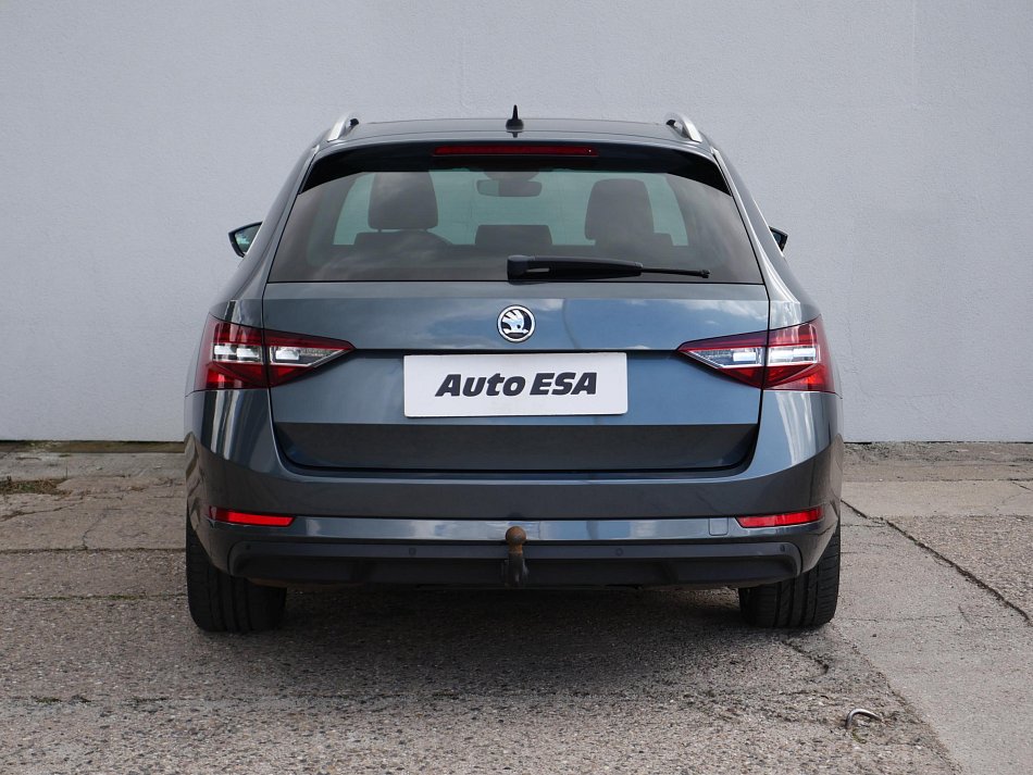 Škoda Superb III 2.0 TDi L&K