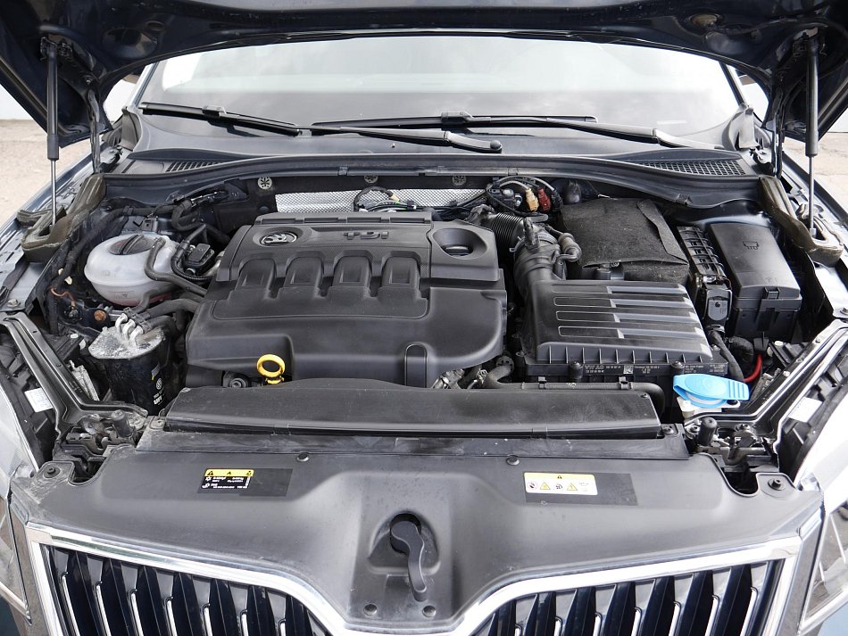 Škoda Superb III 2.0 TDi L&K