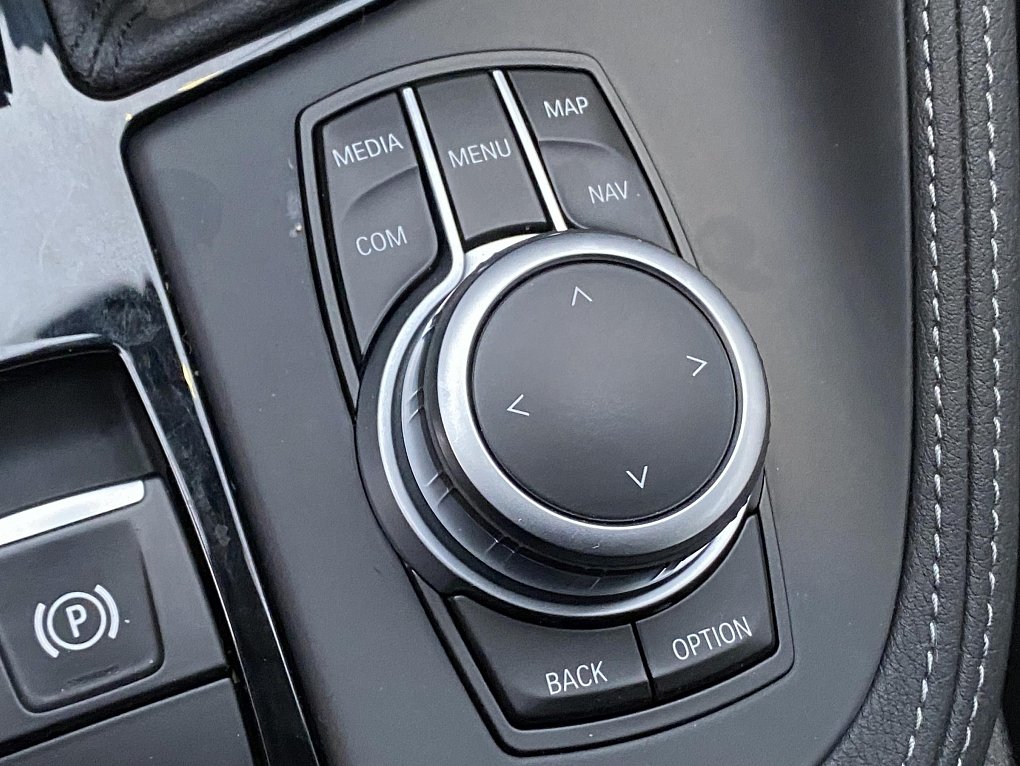 BMW X2 1.5T  sDrive18i