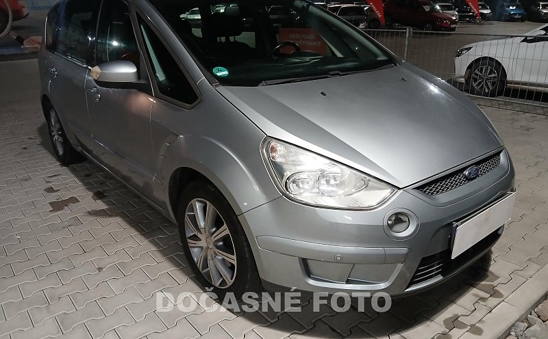 Ford S-MAX 2.0i 