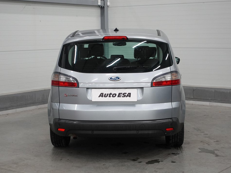 Ford S-MAX 2.0i 