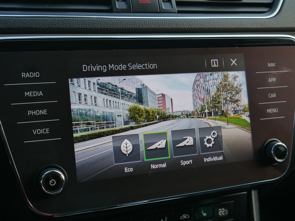 Škoda Superb III 2.0 TDi Style