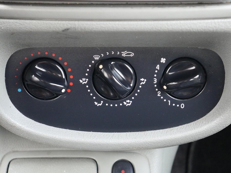 Renault Thalia 1.5 dCi 