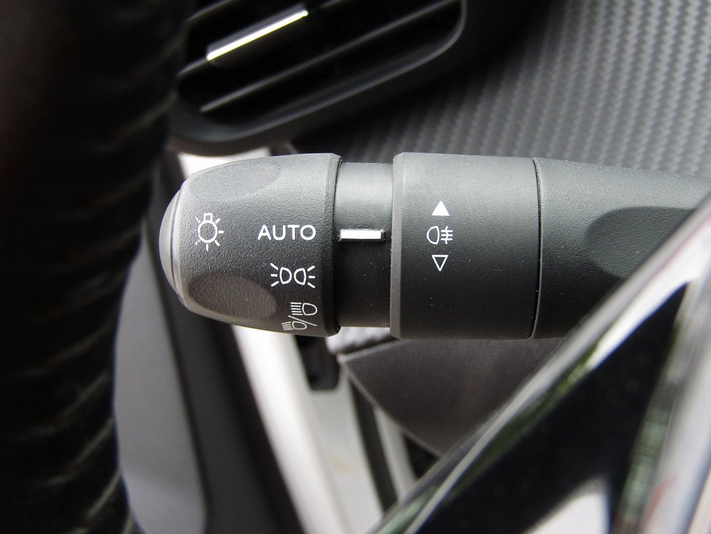 Peugeot 2008 1.2PT Allure