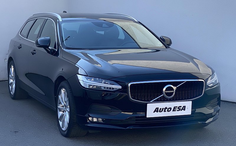 Volvo V90 2.0 D3 Momentum