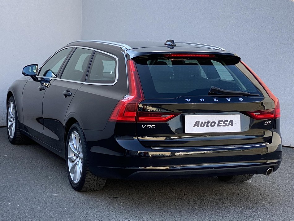 Volvo V90 2.0 D3 Momentum