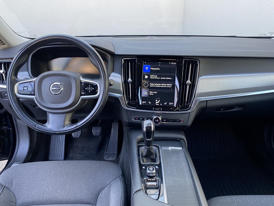 Volvo V90 2.0 D3 Momentum