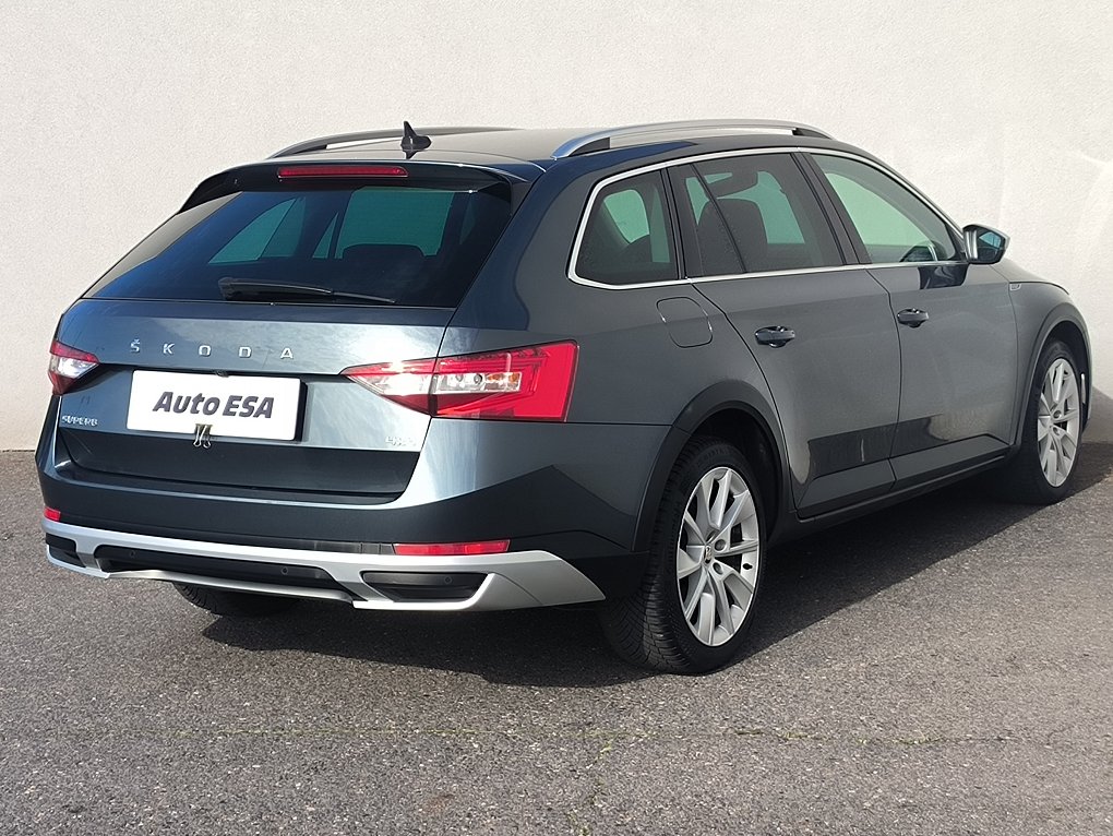 Škoda Superb III 2.0TDi Scout