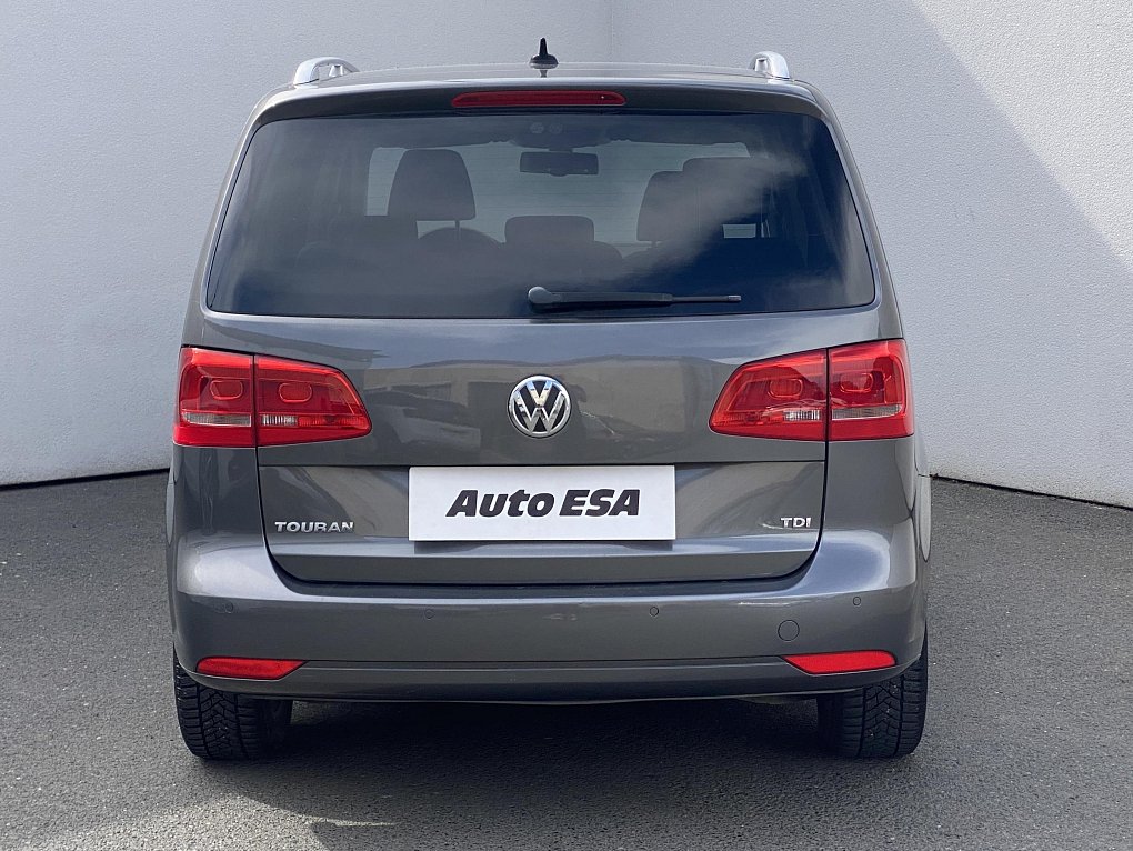 Volkswagen Touran 1.6 TDi 