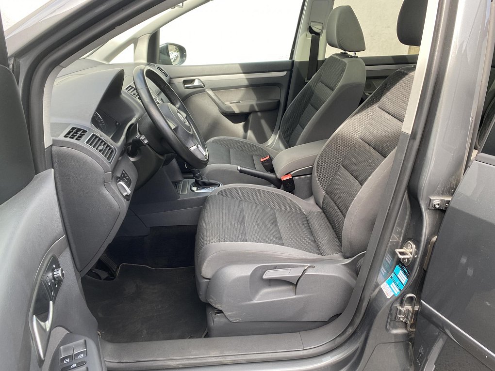 Volkswagen Touran 1.6 TDi 