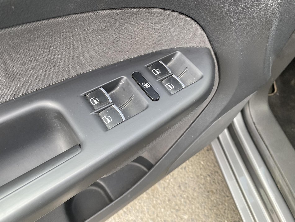 Volkswagen Touran 1.6 TDi 