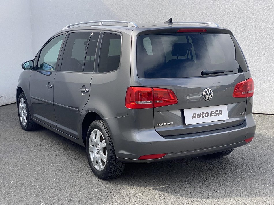 Volkswagen Touran 1.6 TDi 