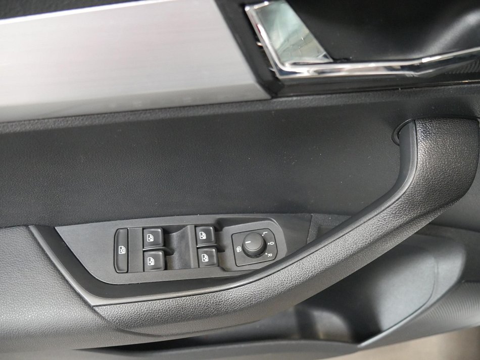 Škoda Karoq 1.6 TDi Ambition