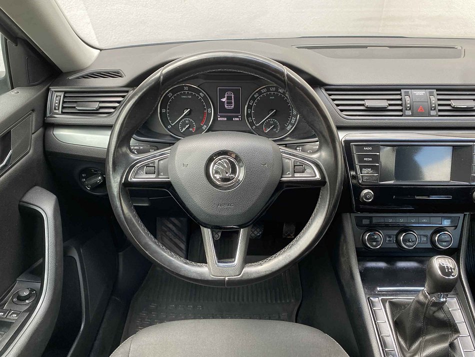 Škoda Superb III 2.0 TDi Active