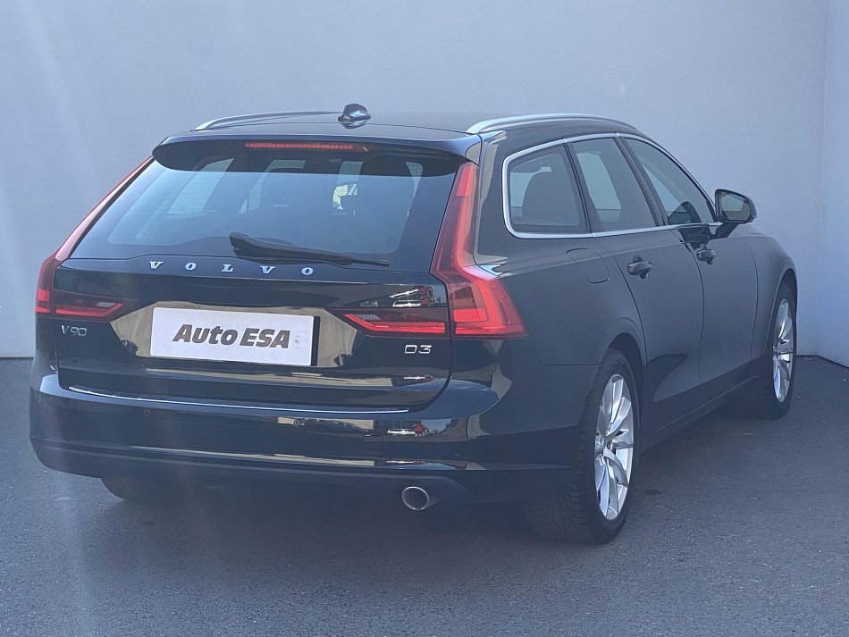 Volvo V90 2.0 D3 Momentum