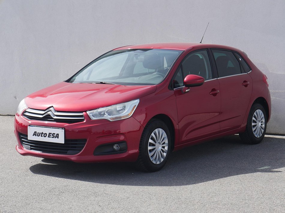 Citroën C4 1.4i 