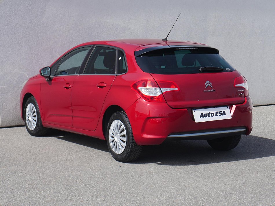 Citroën C4 1.4i 