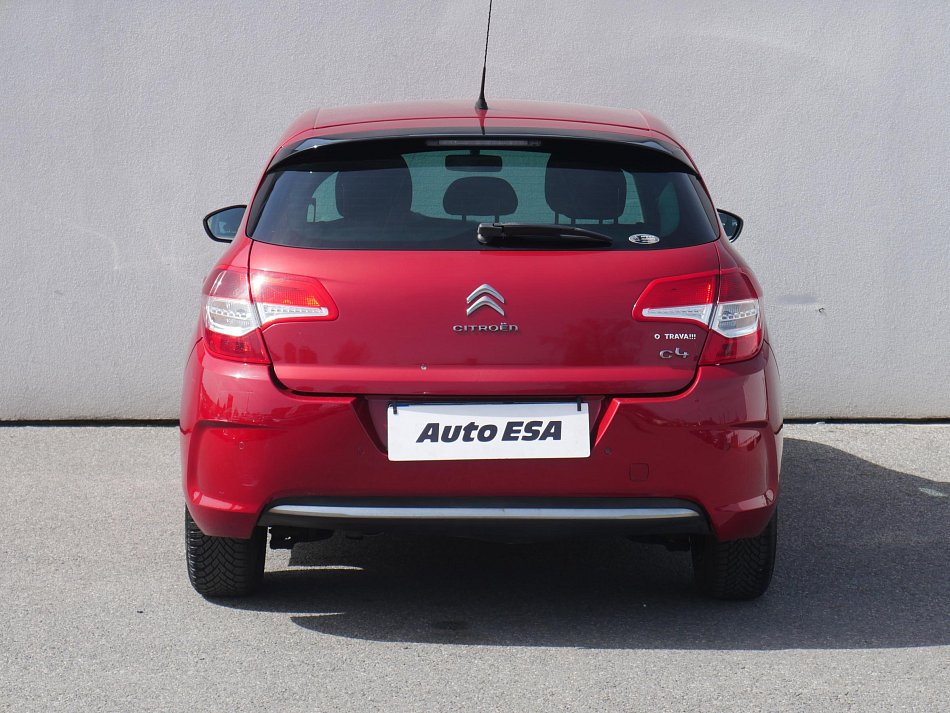 Citroën C4 1.4i 