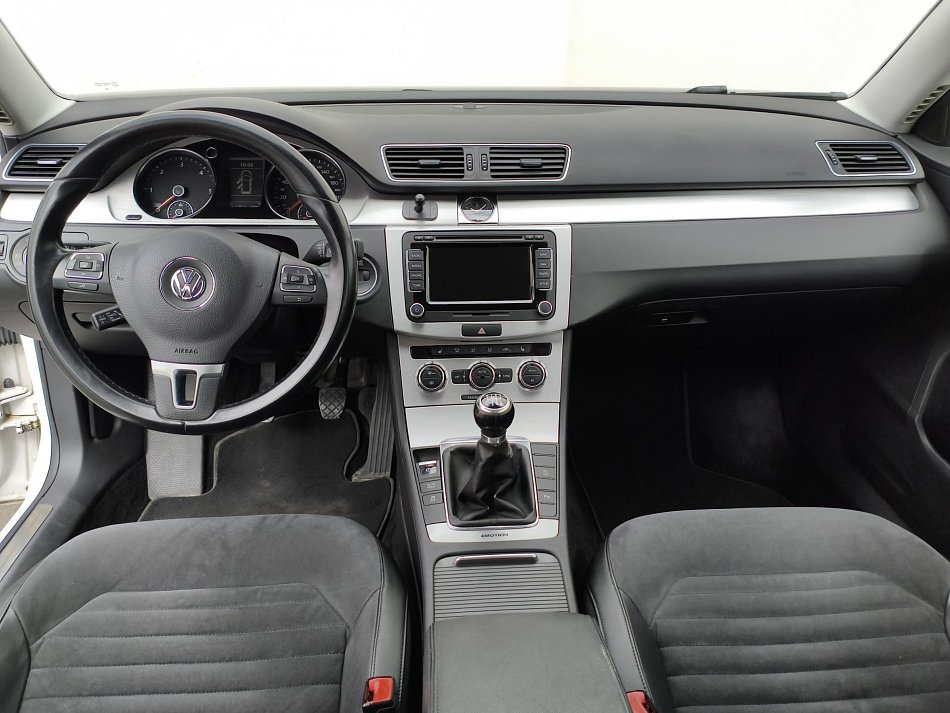 Volkswagen Passat 2.0 TDi Highline 4X4