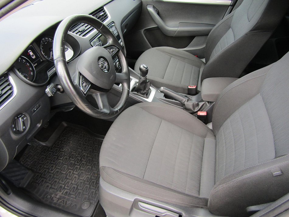 Škoda Octavia III 2.0 TDi 
