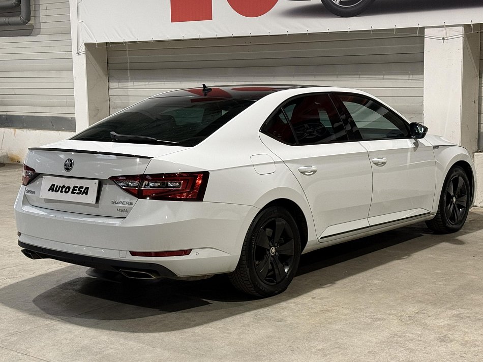 Škoda Superb III 2.0TSi  4x4