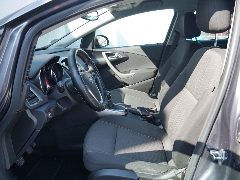 Opel Astra 1.4 i 