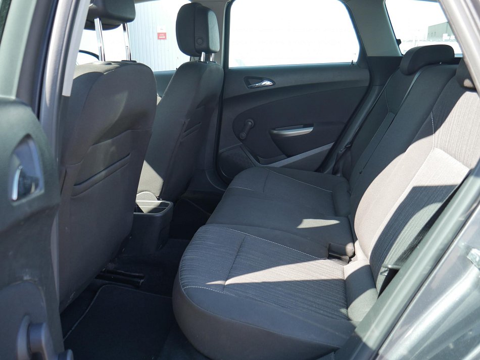 Opel Astra 1.4 i 