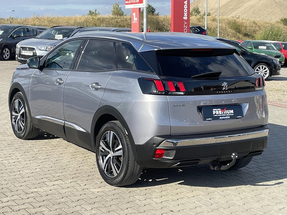 Peugeot 3008 1.2 PT Allure