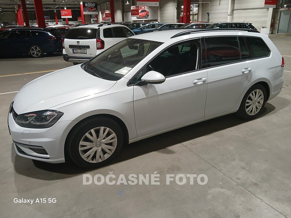 Volkswagen Golf 2.0 TDi 