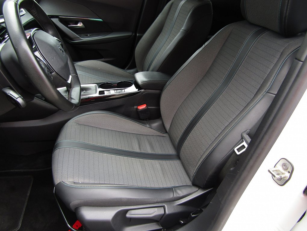 Peugeot 2008 1.2PT Allure