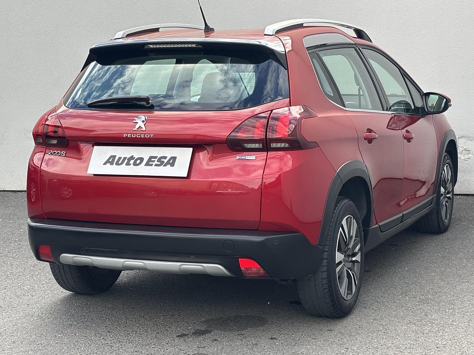 Peugeot 2008 1.2 PT Allure