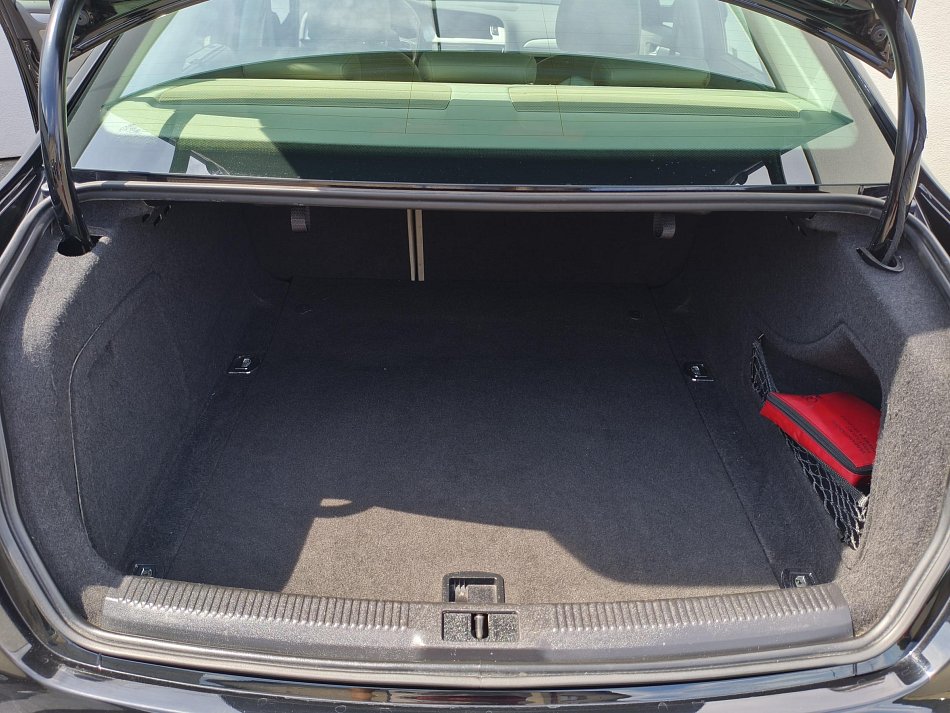 Audi A4 2.0 TDI 