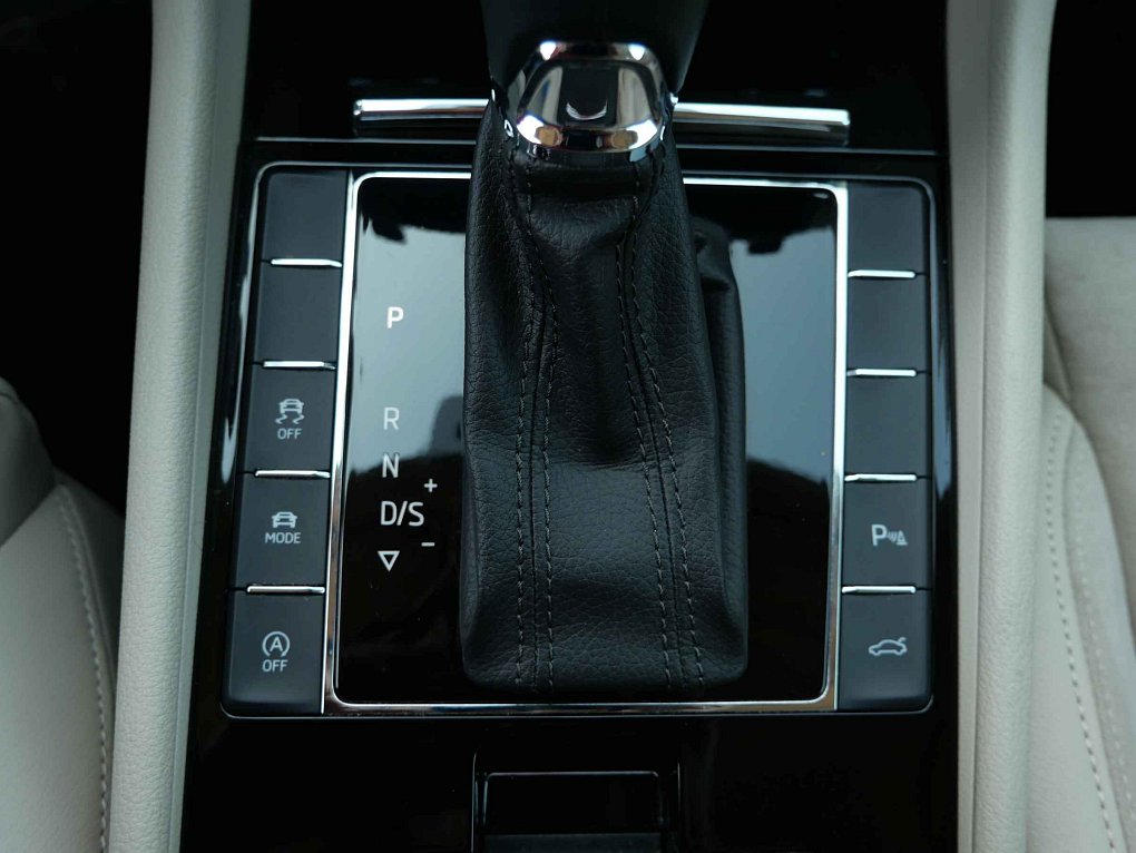 Škoda Superb III 2.0 TDi Style 4x4