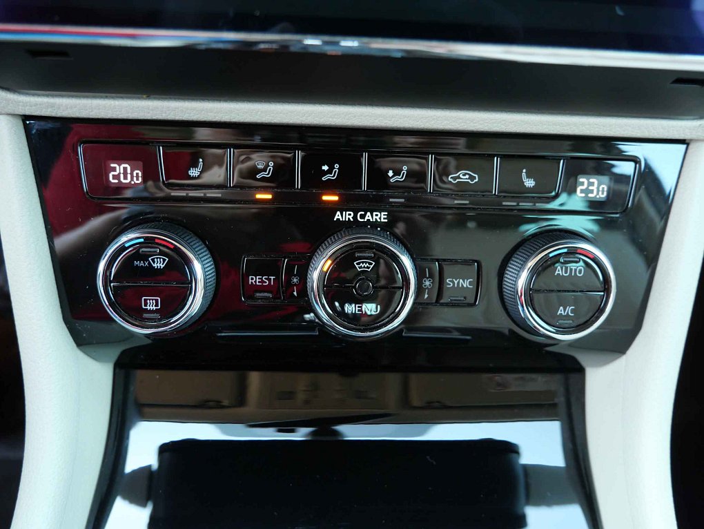 Škoda Superb III 2.0 TDi Style 4x4