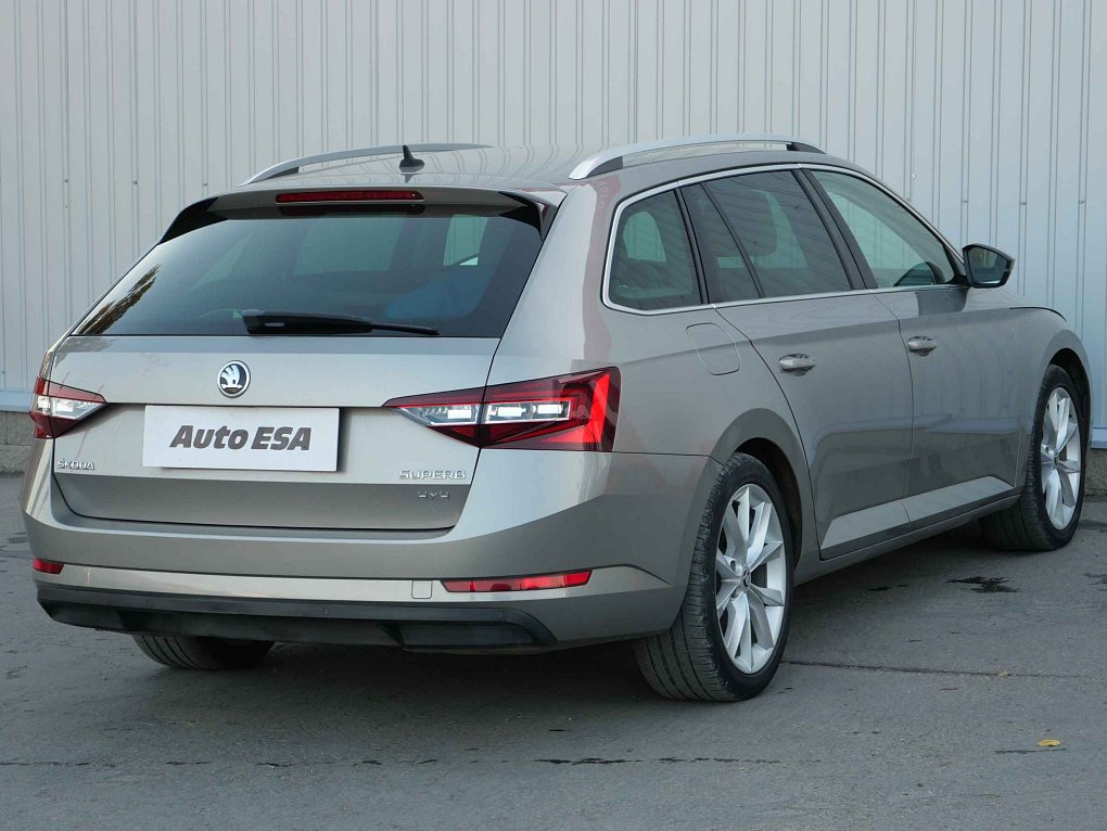 Škoda Superb III 2.0 TDi Style 4x4