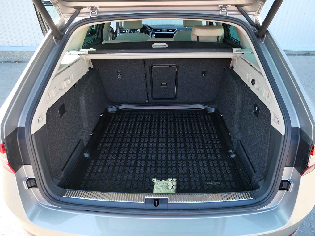 Škoda Superb III 2.0 TDi Style 4x4