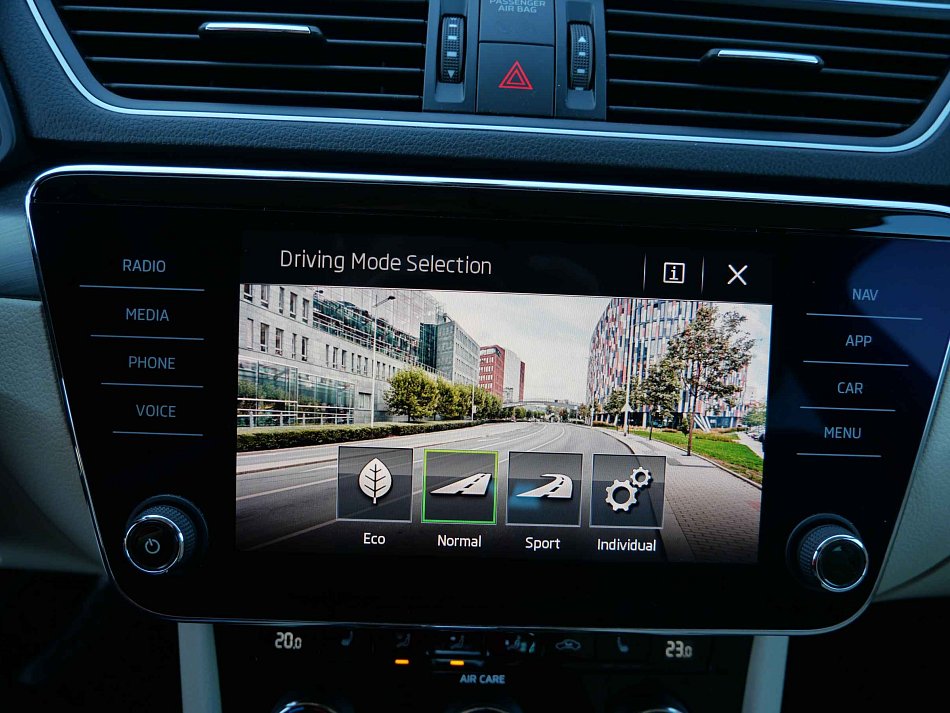 Škoda Superb III 2.0 TDi Style 4x4