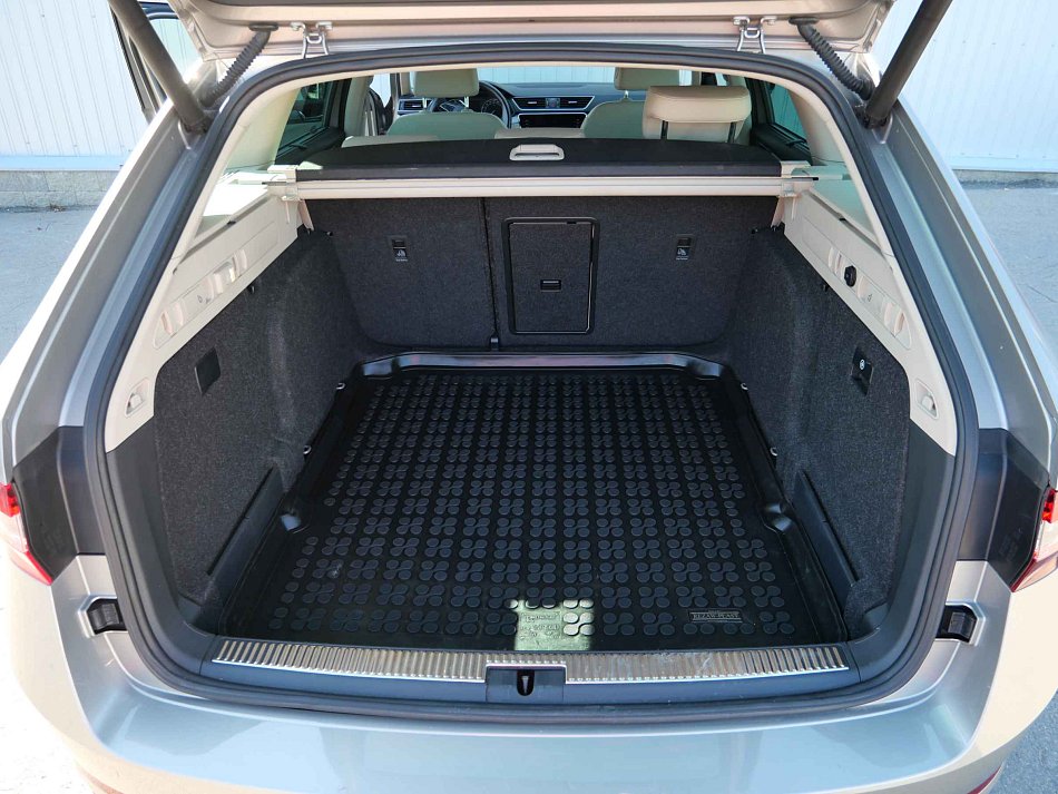 Škoda Superb III 2.0 TDi Style 4x4