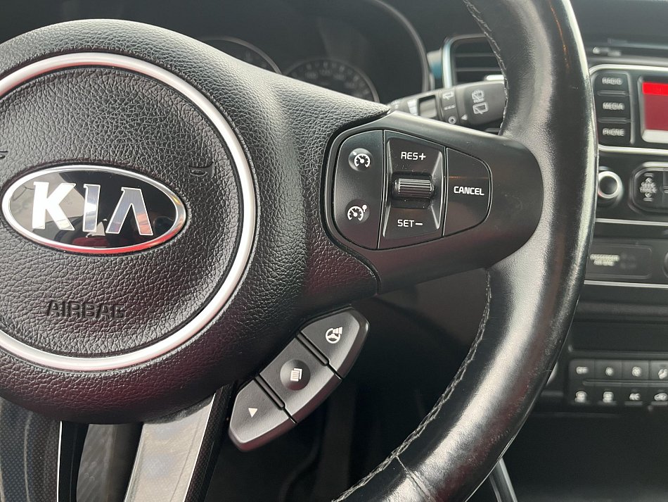 Kia Carens 1.6i  LPG